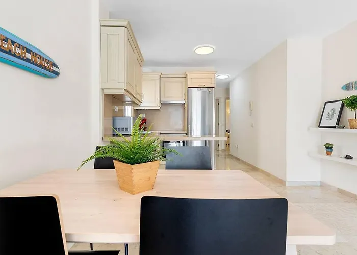 Hoekappartement Mar, 400m Апартаменты