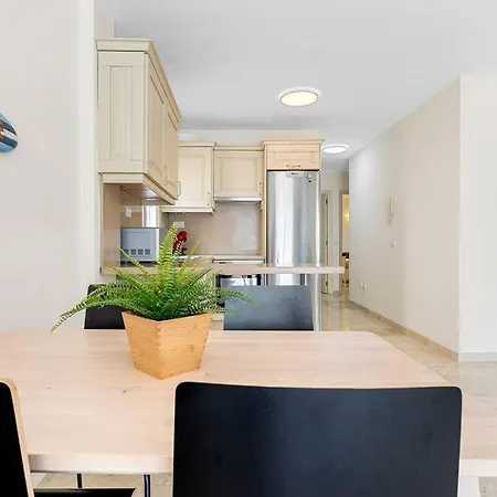 Hoekappartement Mar, 400m شقة